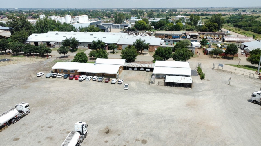 Commercial Property for Sale in Klerksdorp Industrial North West